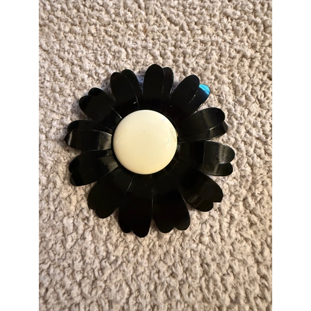 Vintage Retro Black White Enamel Daisy Flower Large Statement Brooch Rin